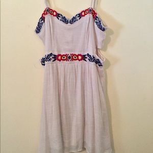 🍍4 for $20 As U Wish Cut Out Floral Sundress L 13